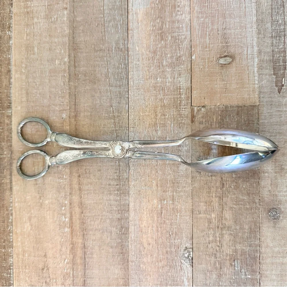 Raymond Silver Plated Salad Tongs Vintage Scissor-style Italy Patina Salad Serve